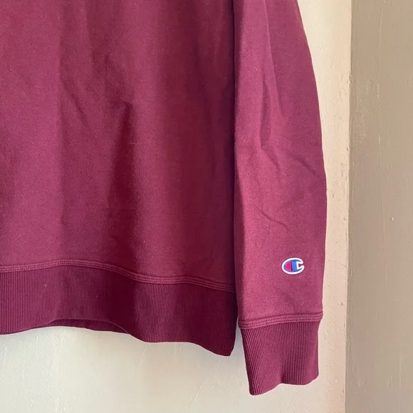 Maroon Champion Crewneck - Picture 5 of 5